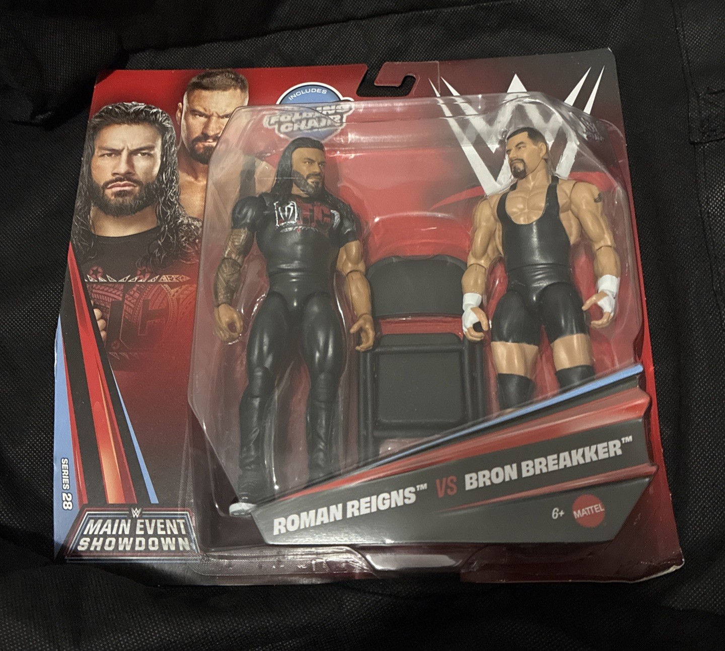 WWE Main Event 2 Pack Bron Breakker & Roman Reigns con sedia serie 28 personaggi