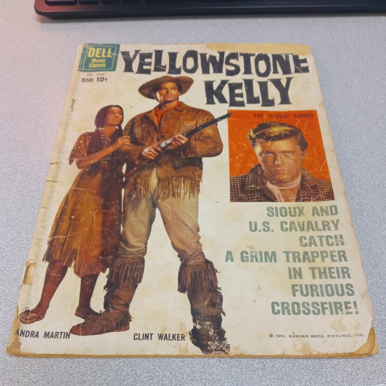 1959 DELL FOUR COLOR COMICS # 1056 YELLOWSTONE KELLY ADATTAMENTO FILM WESTERN