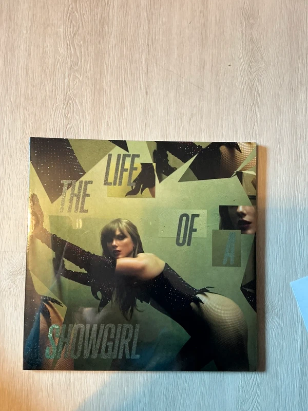 The Life of a Showgirl: The Shiny Bug Edition, Wintergreen & Onyx Marbled Vinyl