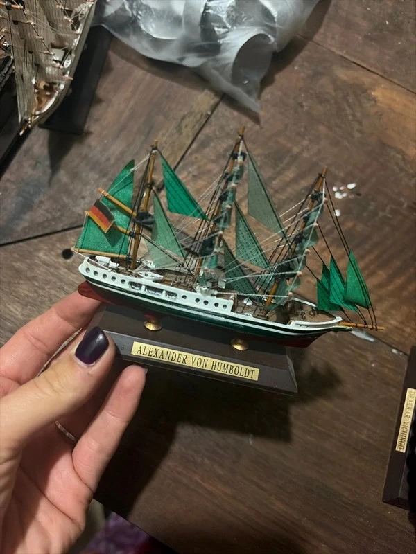 Modellino navale