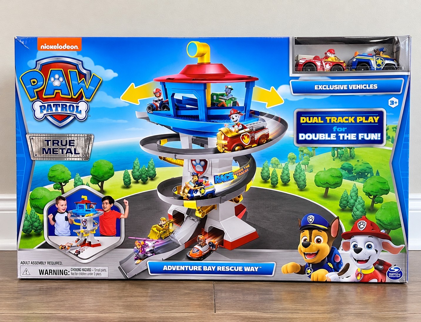 Paw Patrol Adventure Bay Lookout Tower Playset w/ 2 Die Cast 1:55 Vehicles