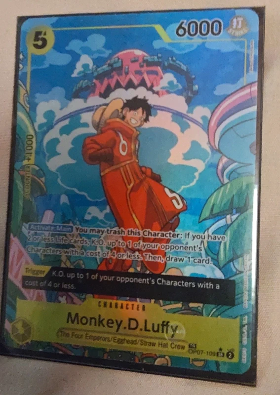 Luffy di One piece di egg head