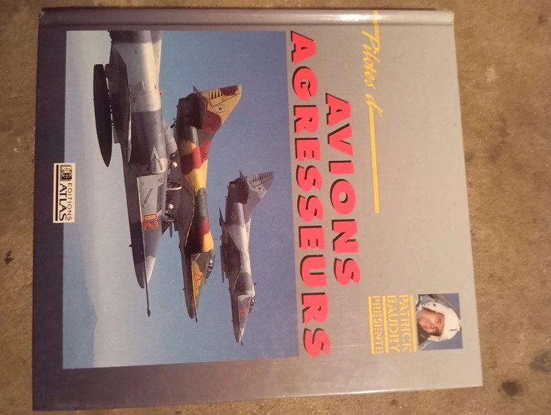 Livre avions agresseurs