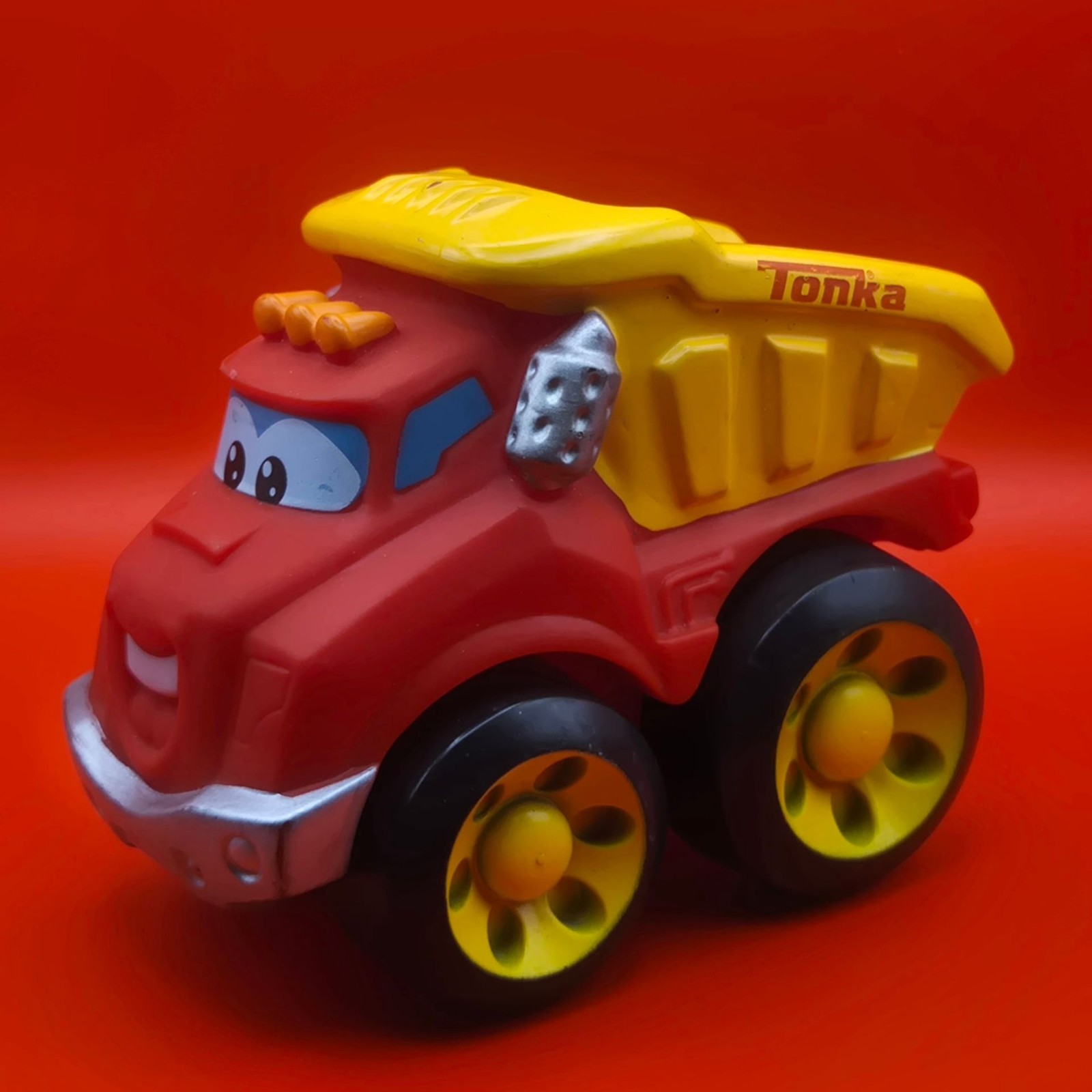 Tonka Chuck & Friends Ruota Pal Rosso Dumper Giocattolo Hasbro