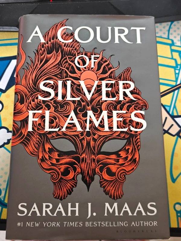 A court of silver flames