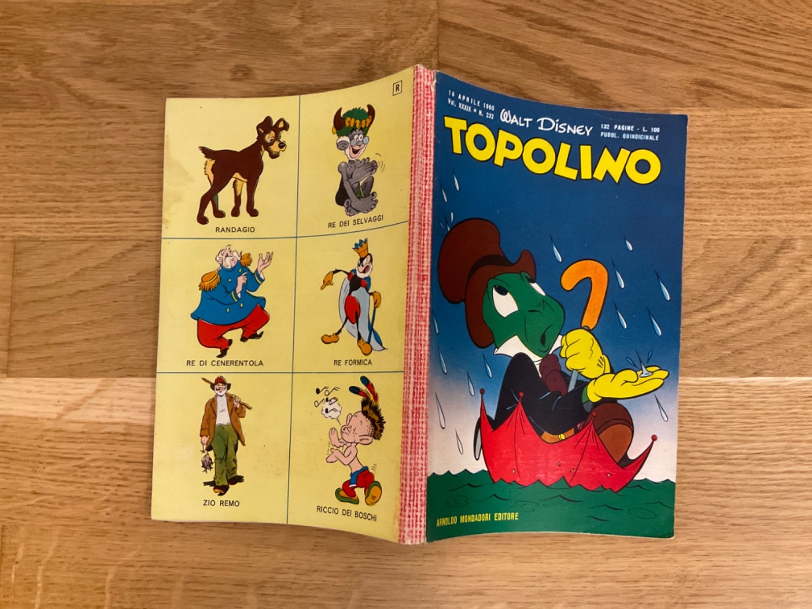 TOPOLINO LIBRETTO N.232 MONDADORI DISNEY 1960  CON BOLLINO E FIGURINE