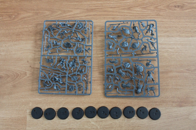 Figurines Warhammer Age of Sigmar – 10 Orruk Gutrippaz Easy to Build (Kruleboyz)