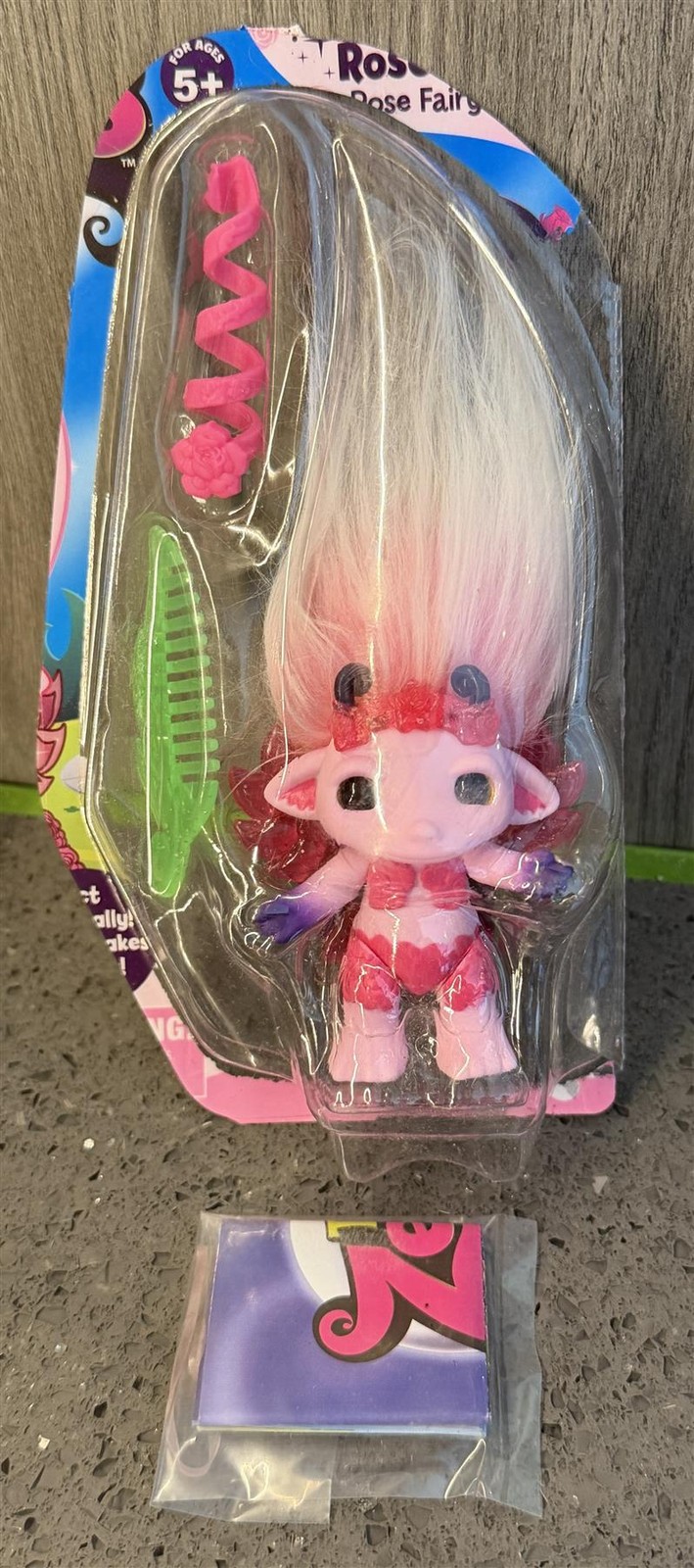 The Zelfs - ROSE-ANNE - Rose Fairy - Medium Zelf With Accessories