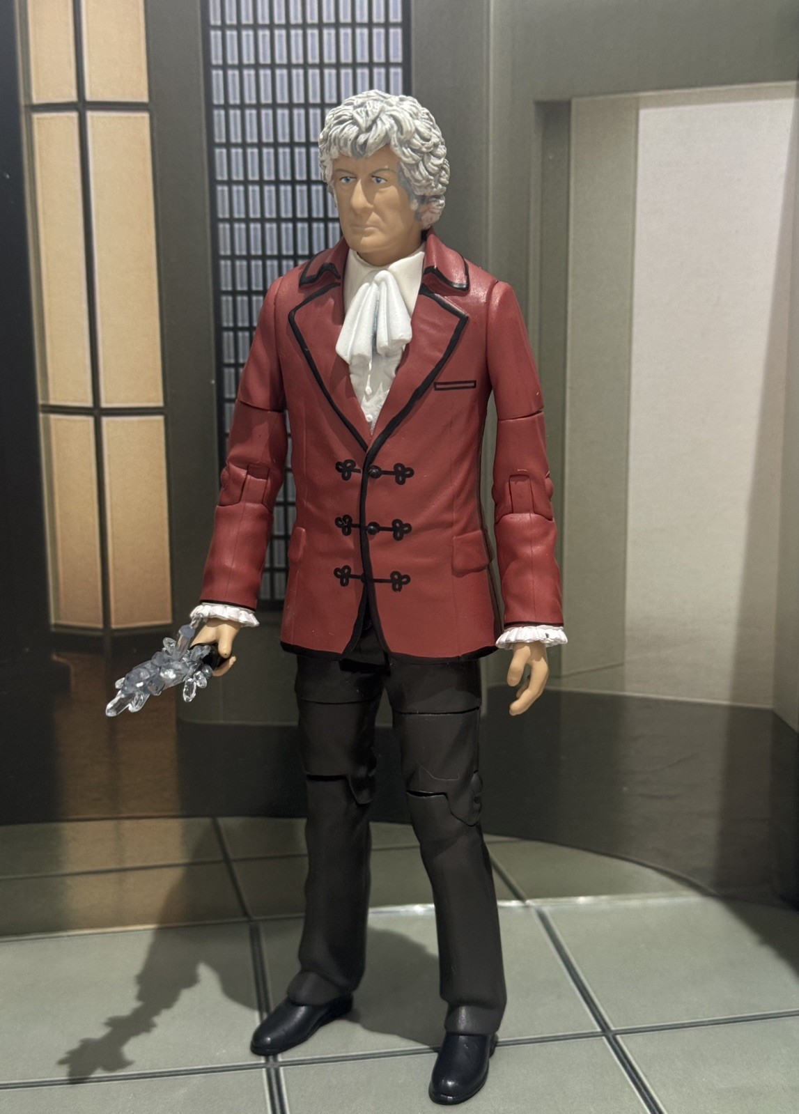 3° Modellino Doctor Who Giacca Rossa 5" compreso di accessorio cristallo Kronos