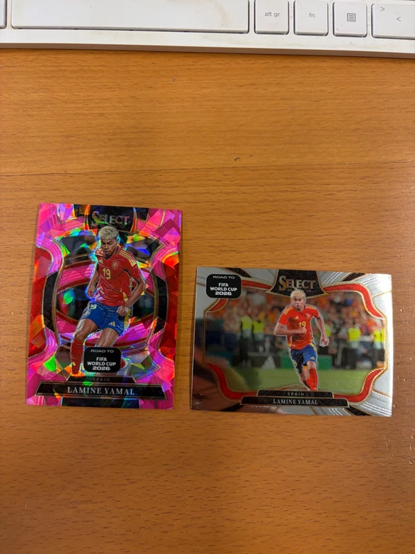 Lamine Yamal Panini Select Road to FIFA World Cup 2026 – Pink Ice + Field Level
