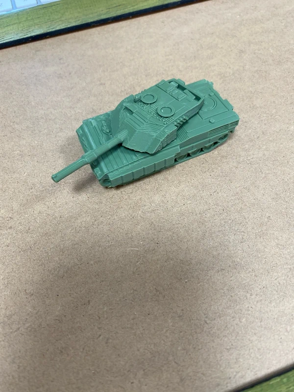 Modellino carro armato ariete