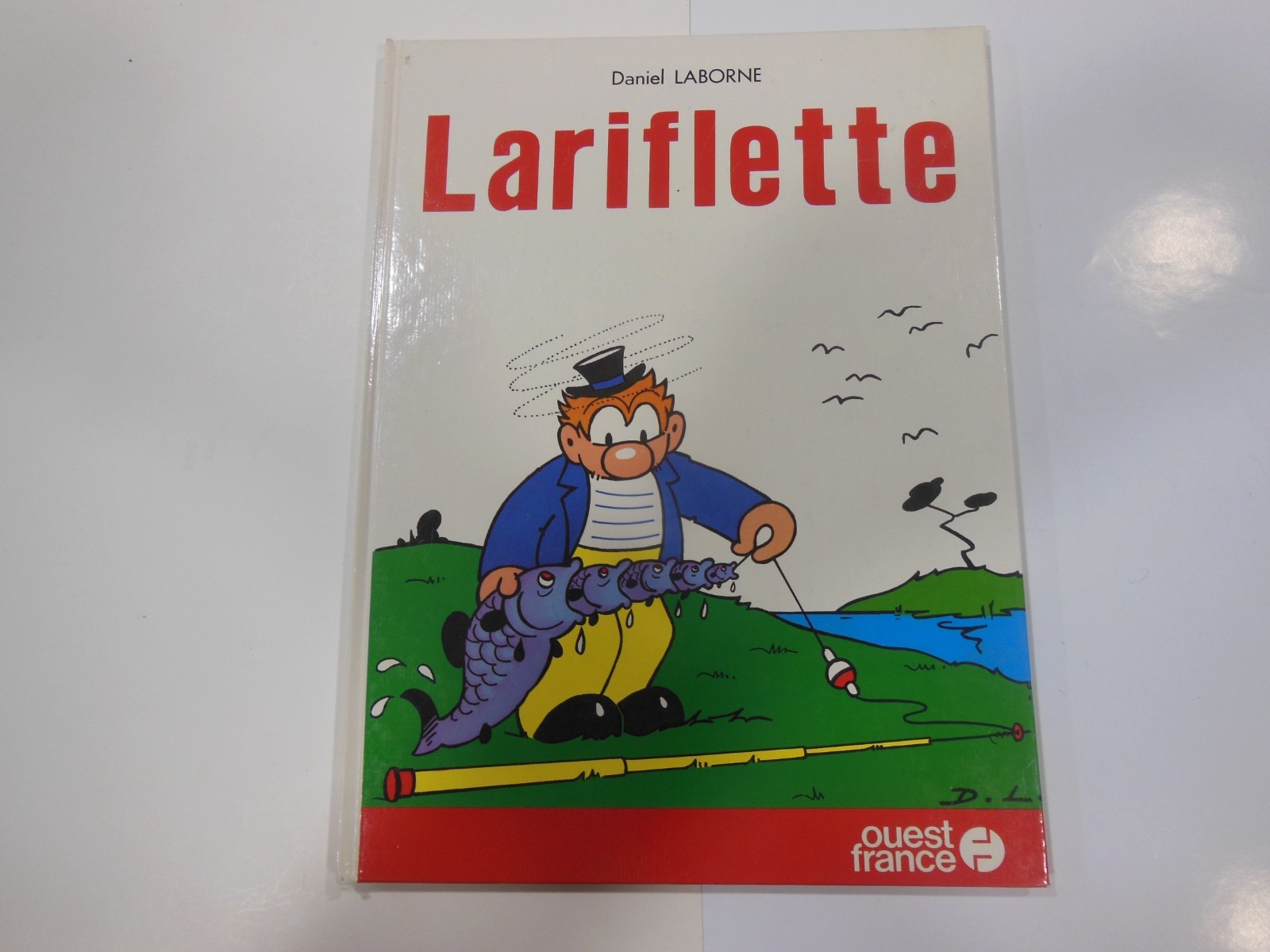 Album bande dessinée LARIFLETTE aux editions OUEST FRANCE