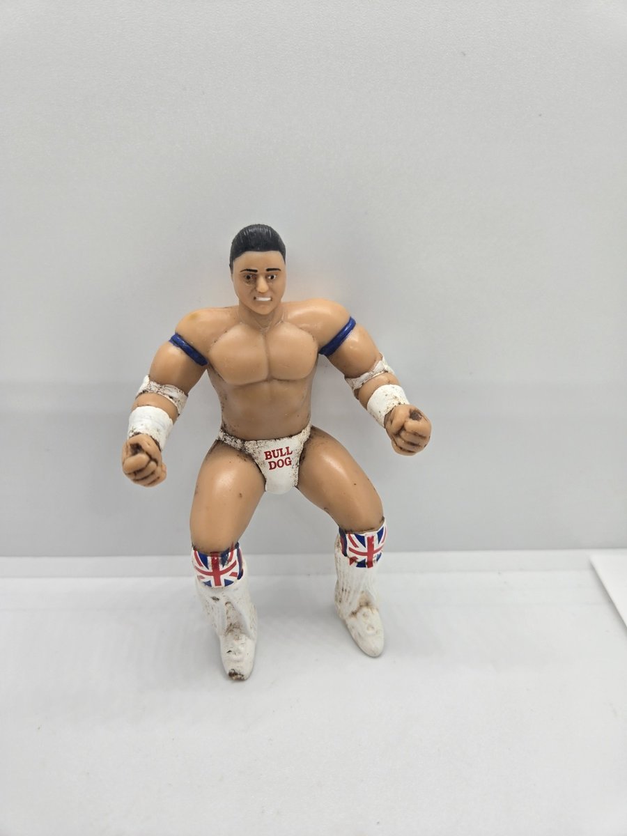 WWE British Bull Dog thumb wrestler figure