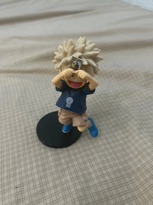 Bakugo pequeño