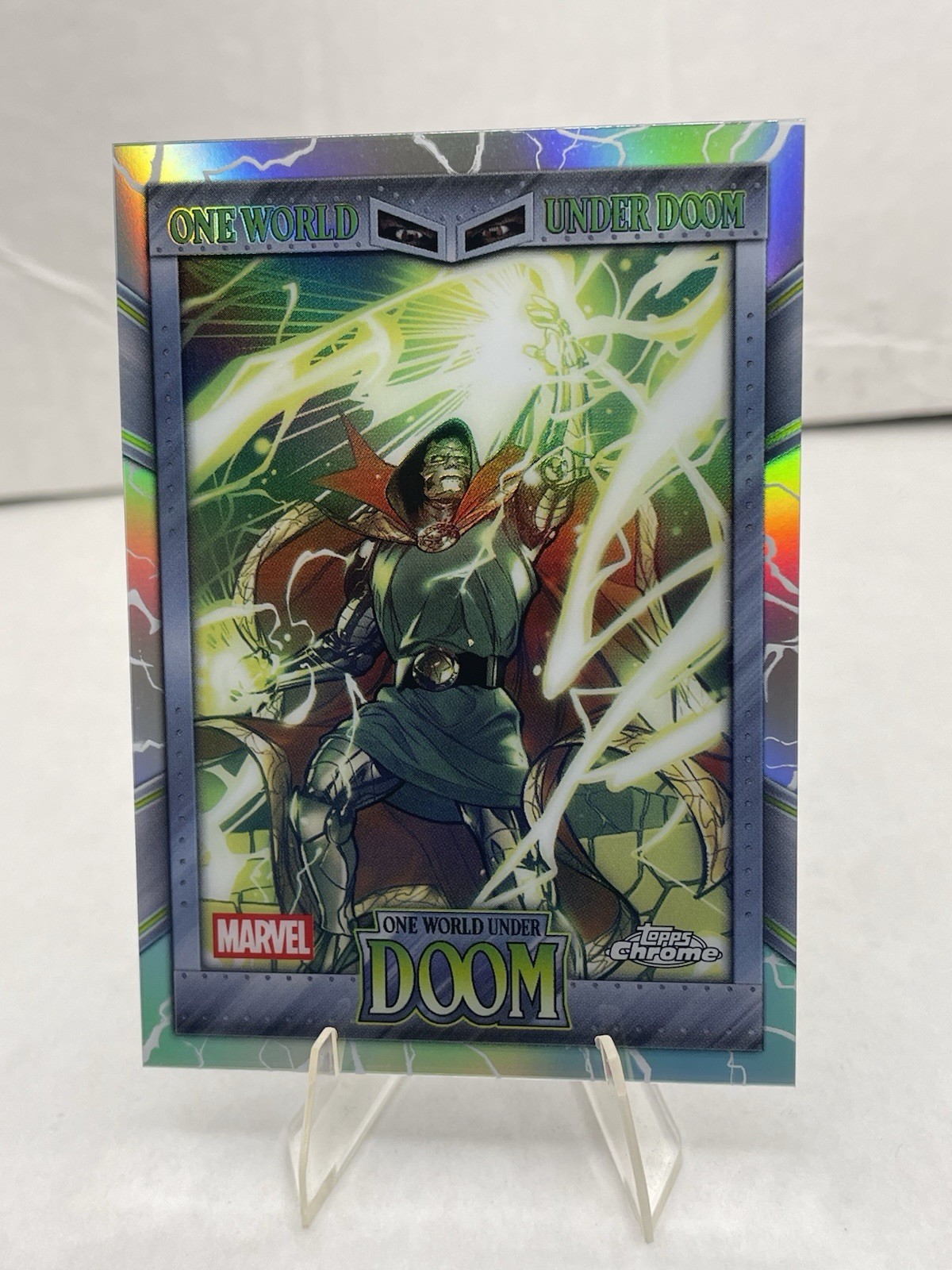 Inserto 2026 Topps Chrome Marvel Comics One World Under Doom #OW-13