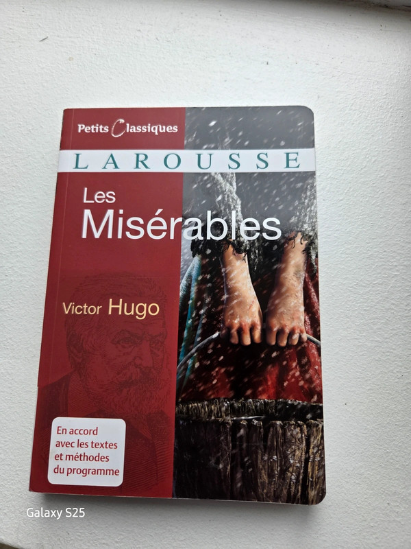 Livre les misérables