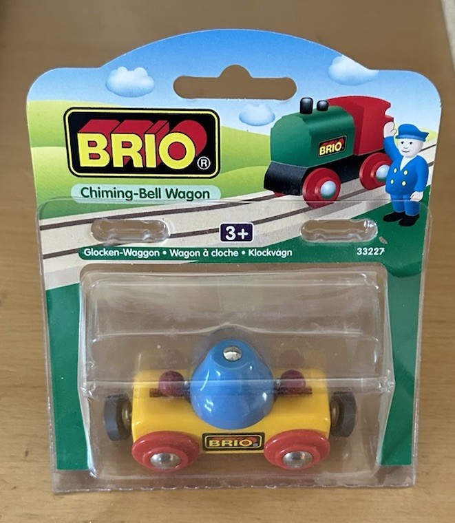 33227 BRIO Carro campanello treno in legno! Nuovo con scatola! Thomas!