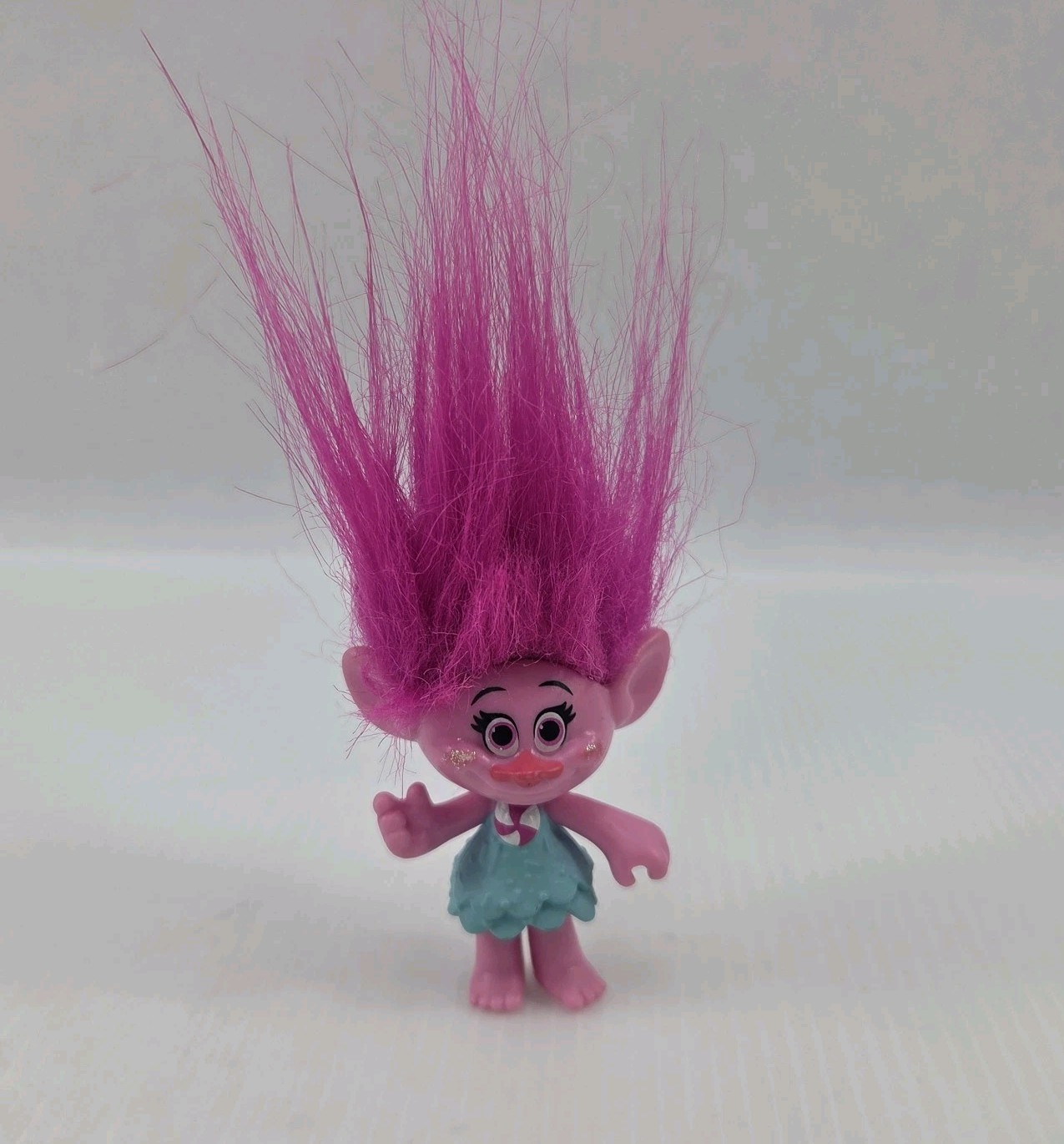 DreamWorks Trolls Poppy Troll MINI Figura Bambola Vestito Menta Piperita Capelli Rosa