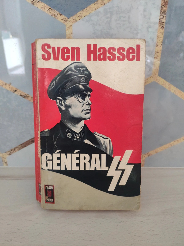 🎉 Livre poche Sven Hassel Général SS roman de guerre