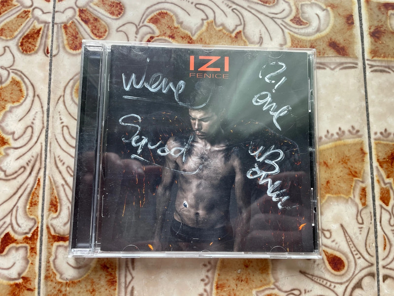 Disco Izi - Fenice (autografato)