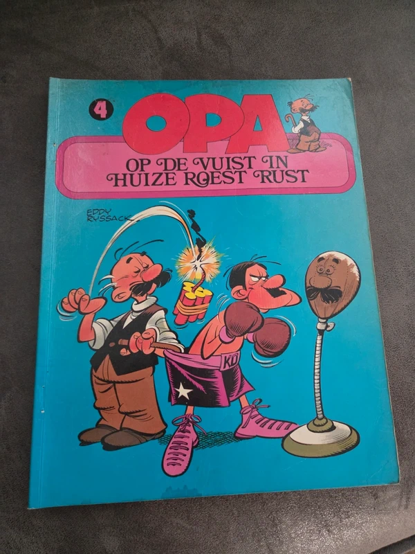 Opa Op de vuist in huize roest rust