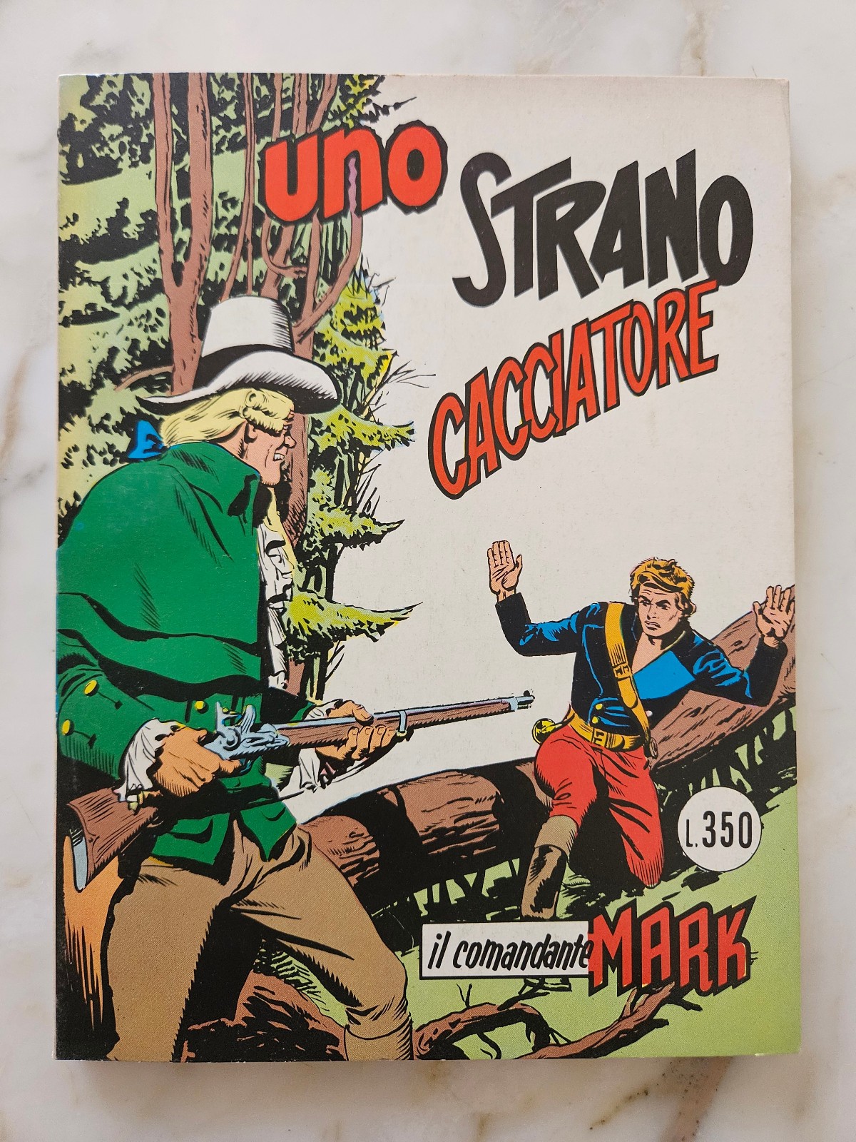 a) IL COMANDANTE MARK n.  41 - 1975 - edicola/magazzino MAI aperto