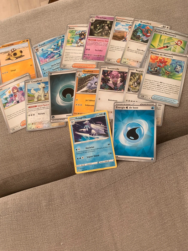 Les 16 cartes Pokémon