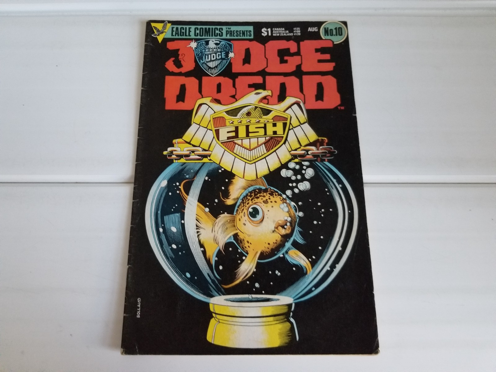 EAGLE COMICS  #10 AUG JUDGE DREADD FISH  1.00COVER COMIC-LC4-H