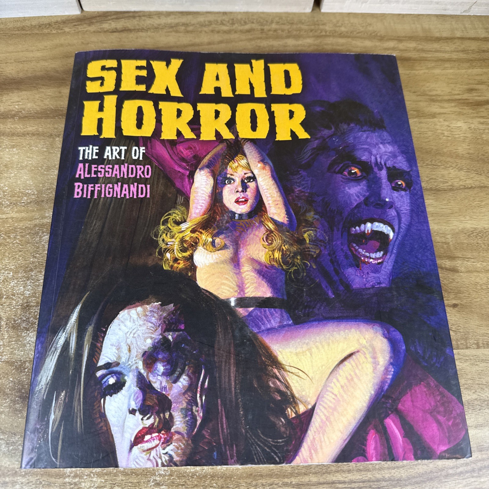 Sex and Horror: L'arte di Alessandro Biffignandi, copertina morbida di Biffignandi