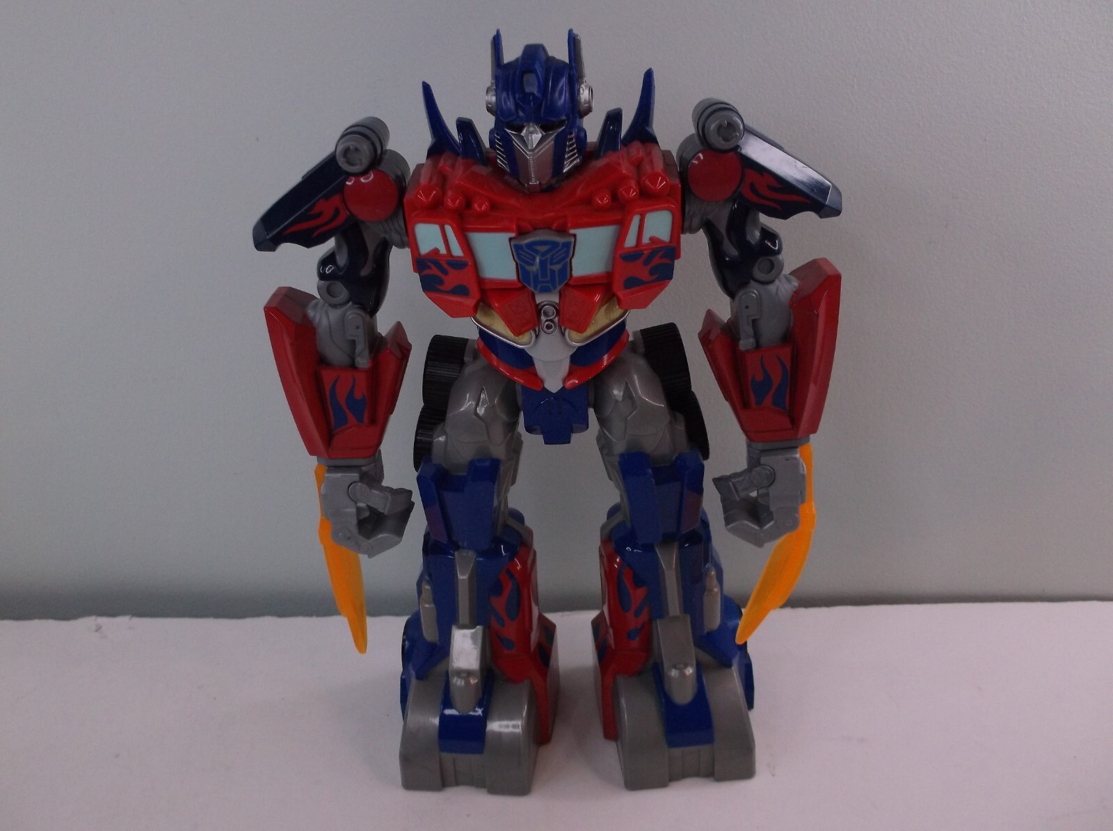 Optimus Prime 11 Inch Hasbro 2009 Transformer Lights & Sounds Work Tested  EUC