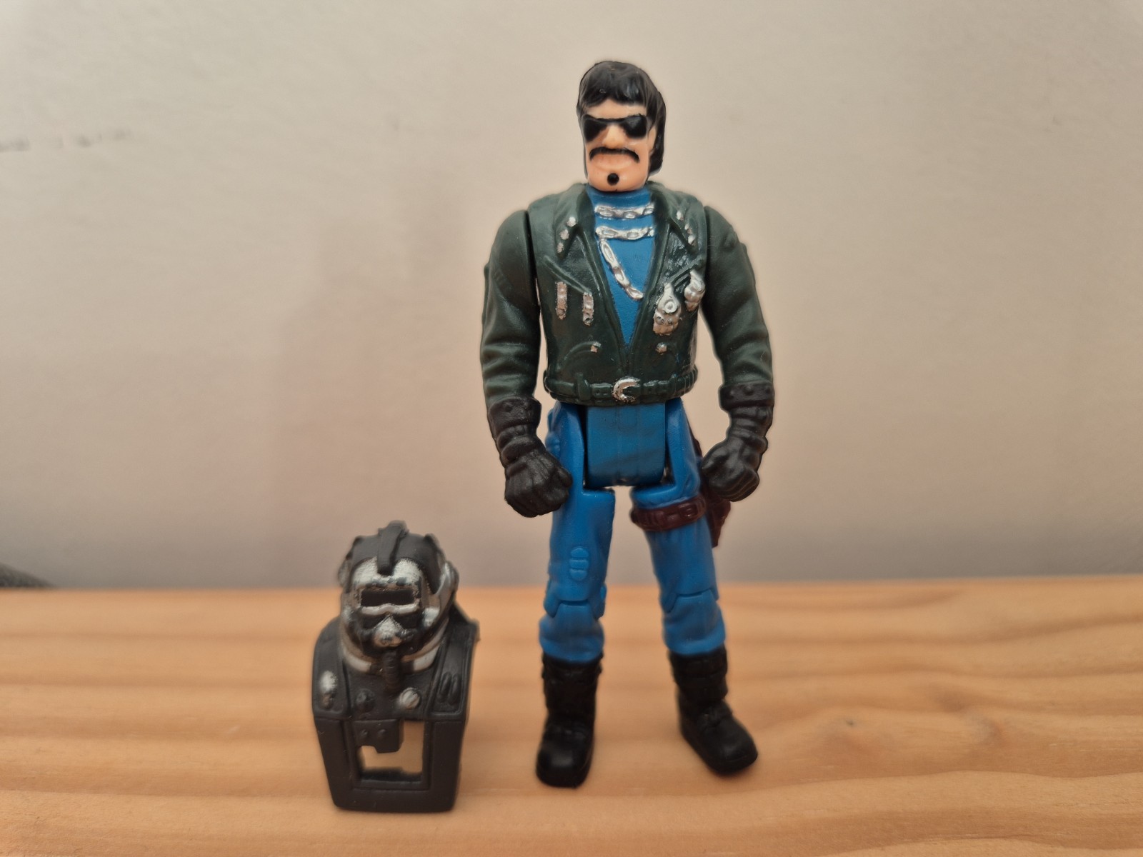 Kenner vintage M.A.S.K. Sly Rax con stiletto, maschera.