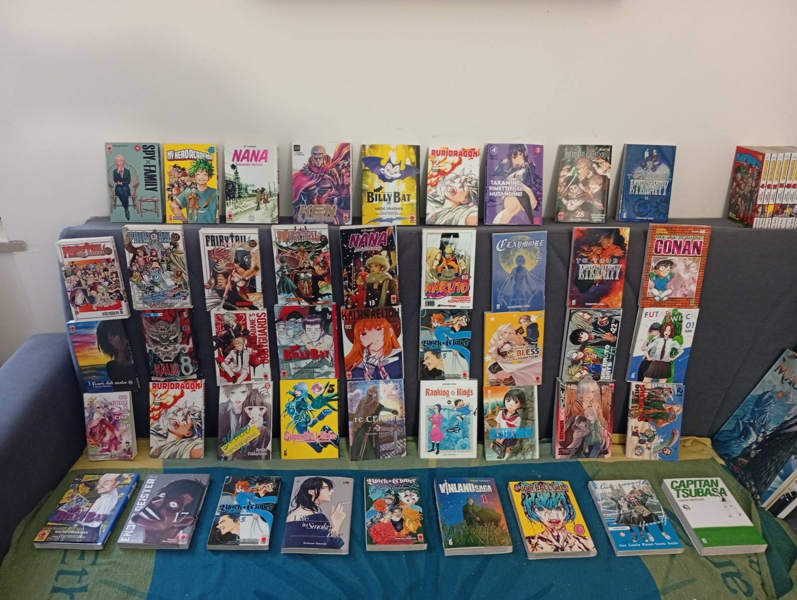 lotto manga a 2 euro scegli il titolo  ho contattami invio lista Min. 3 pezzi 