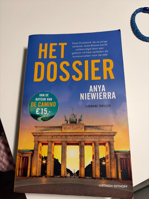 Het dossier- Anya Niewierra