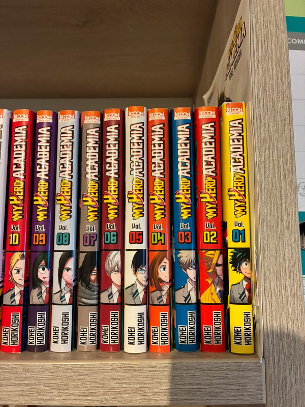 Collection intégrale de My hero Academia dont 2tomes collectors et 1 two heroes