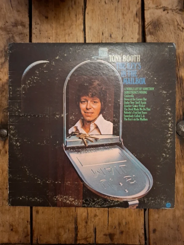 Tony Booth - The Key's In The Mailbox