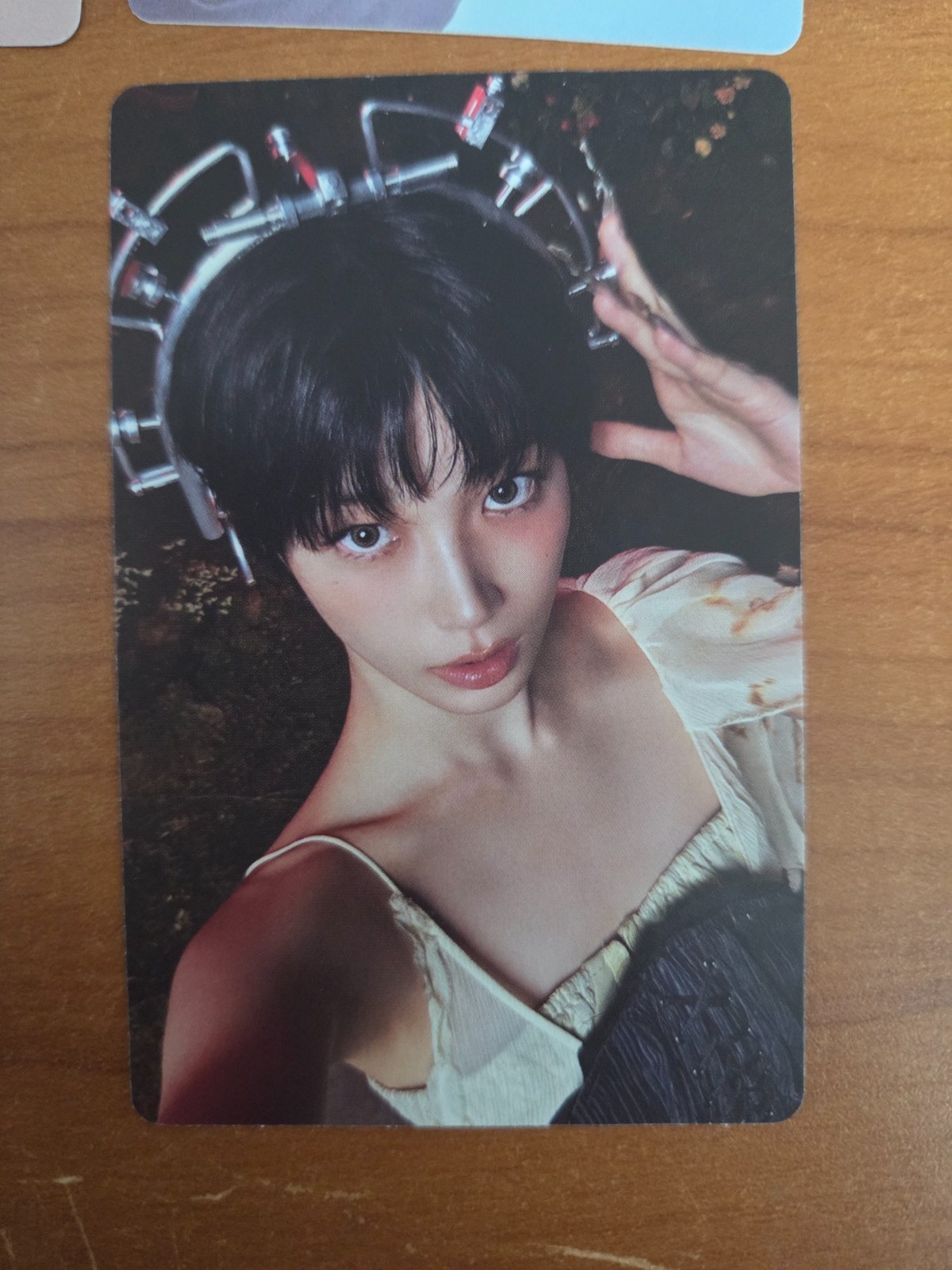 Cartolina fotografica Kazuha LE SERAFIM "PUREFLOW pt.1" Kpop Official MD