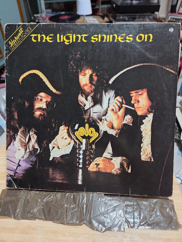ELO- Electric Light Orchestra: The Light Shines On- The Early Years, Harvest- LP
