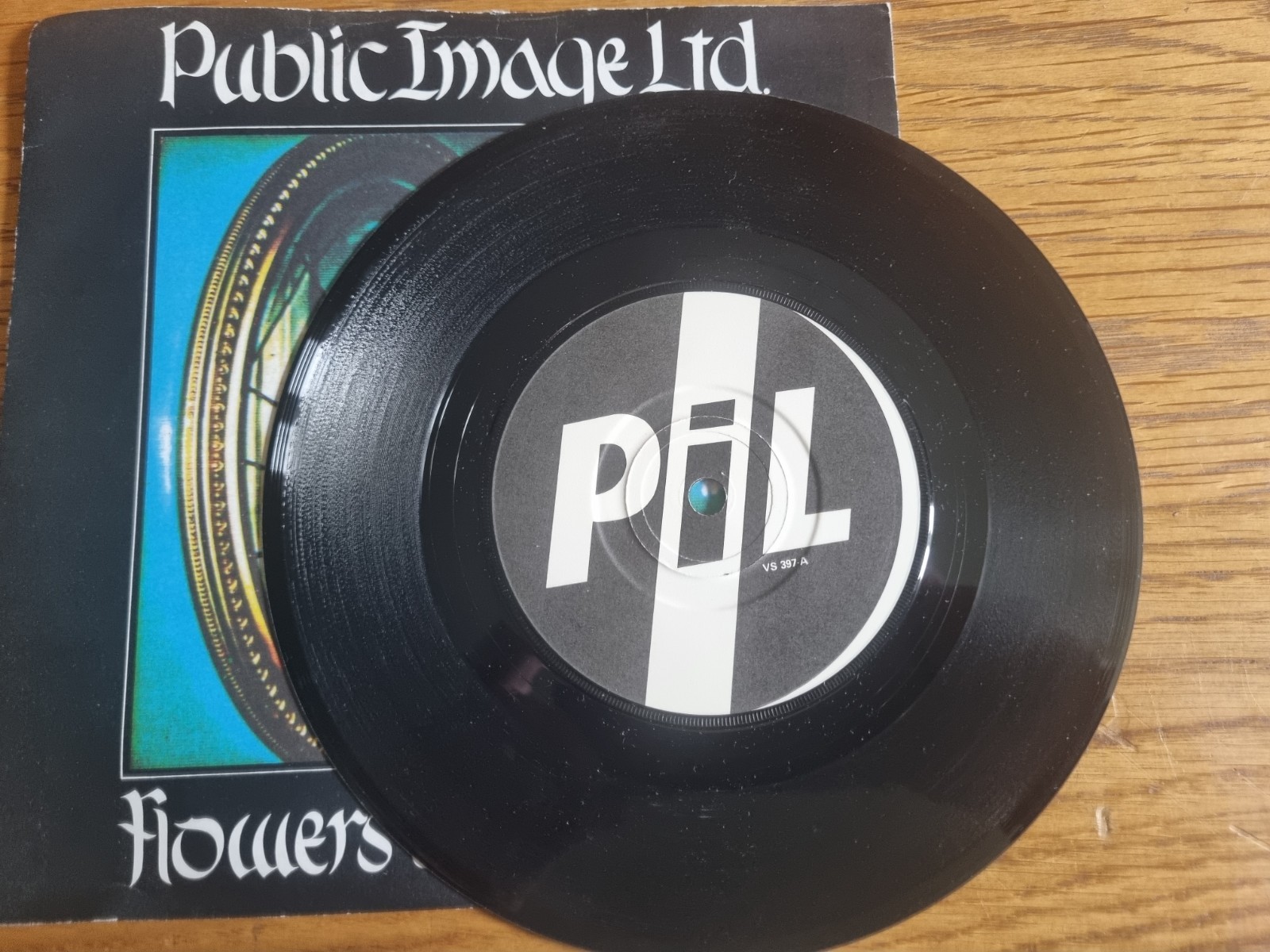 Public Image Ltd. – Flowers Of Romance 1981 7” PiL Virgin VS 397 Post-punk