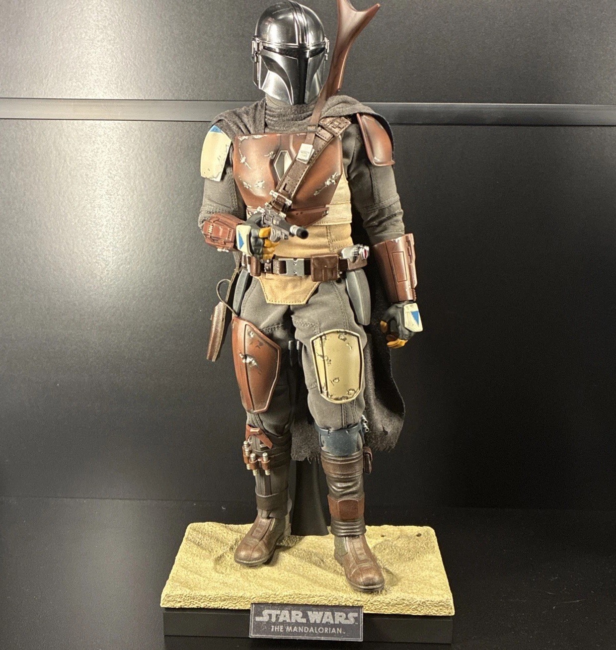 Hot Toys TMS007 The Mandalorian Custom Painted by Sxikero 1/6 Scale Figure