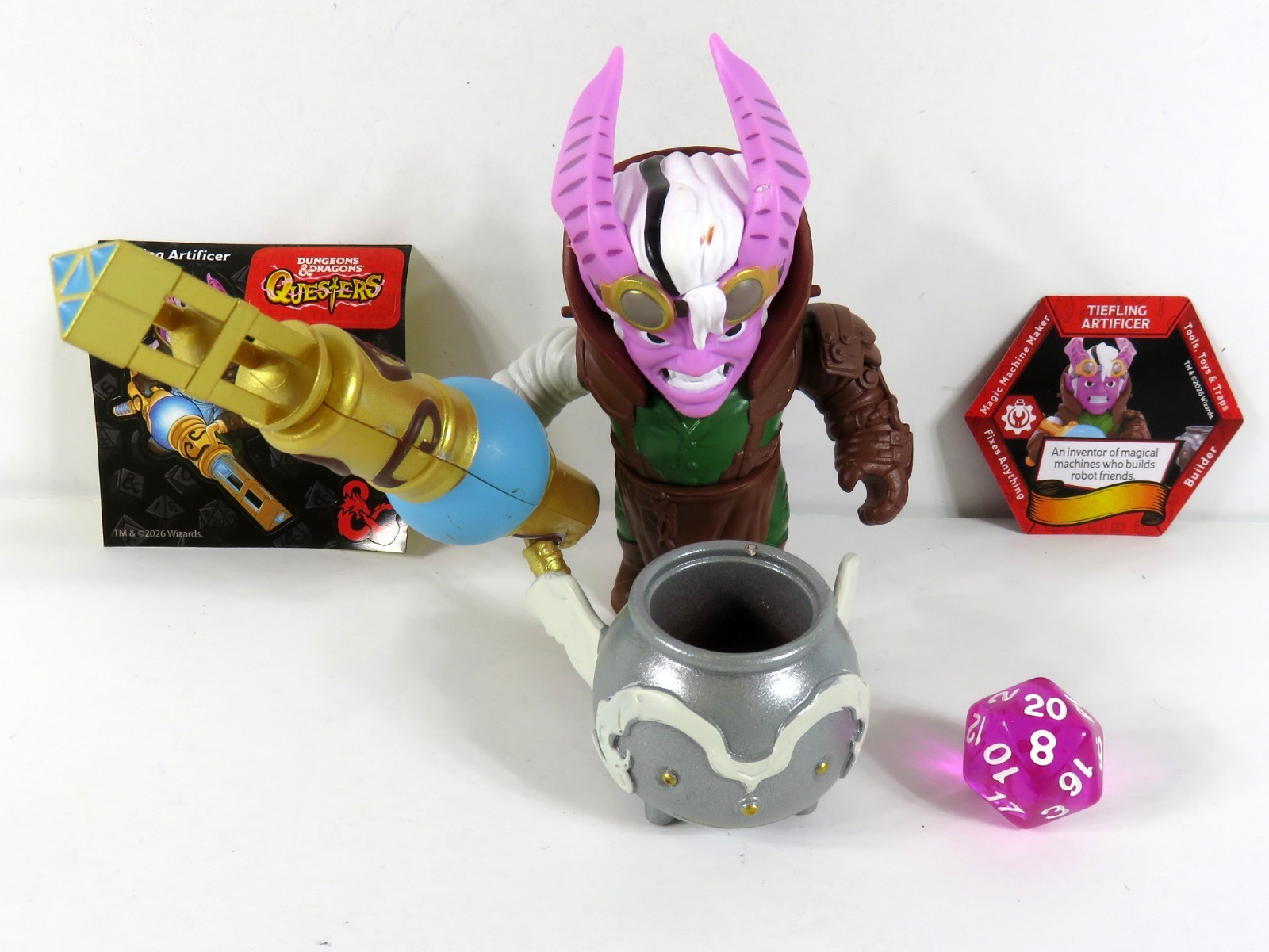 Dungeons & Dragons Questers Adventurers Series 1 Tiefling Artificer Figure
