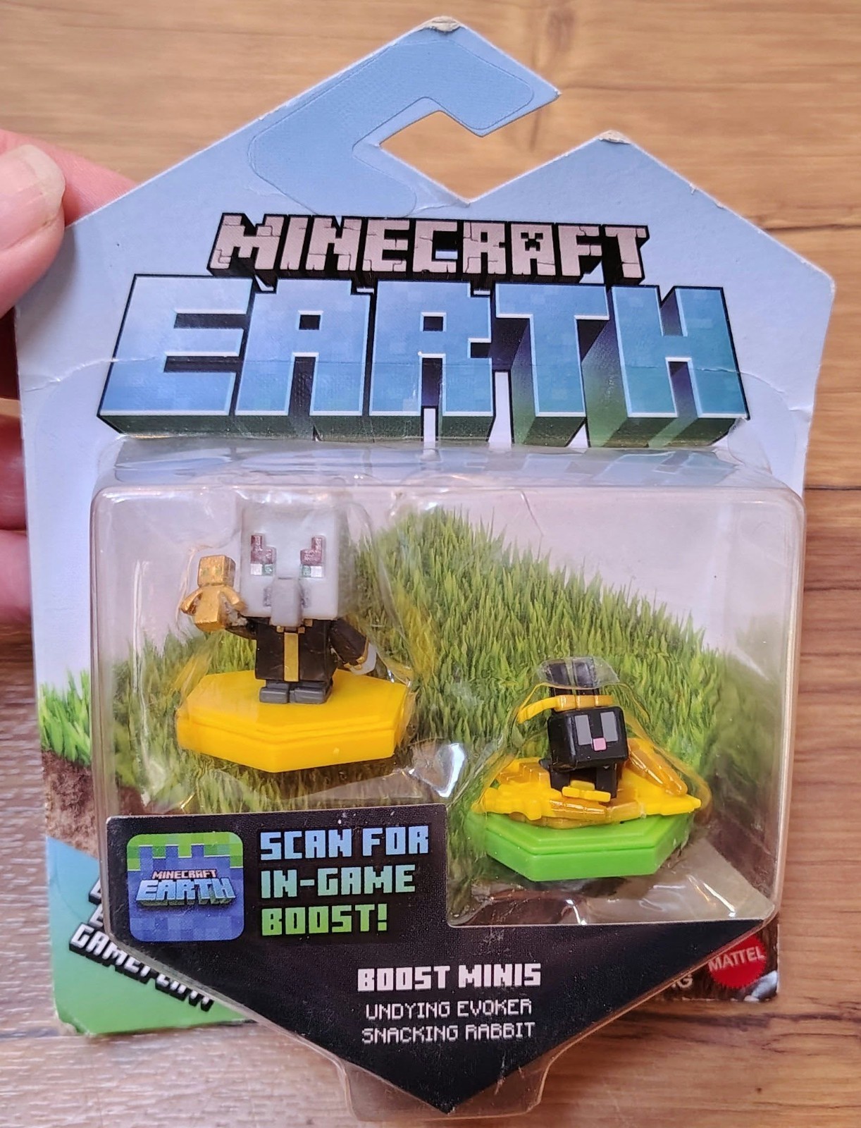 Minecraft Earth Boost Minis Figures - Snacking Rabbit & Undying Evoker - NEW