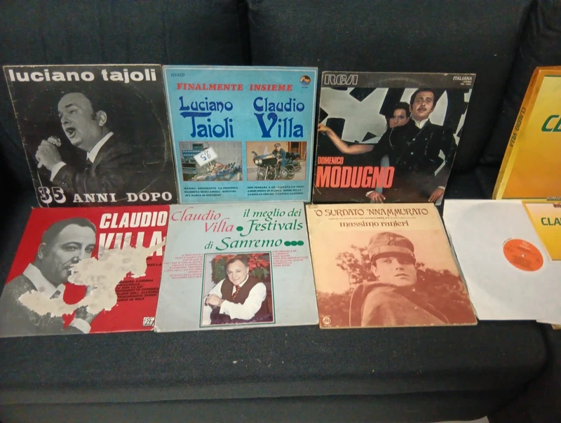 Lotto set 9 dischi in vinile musica italiana