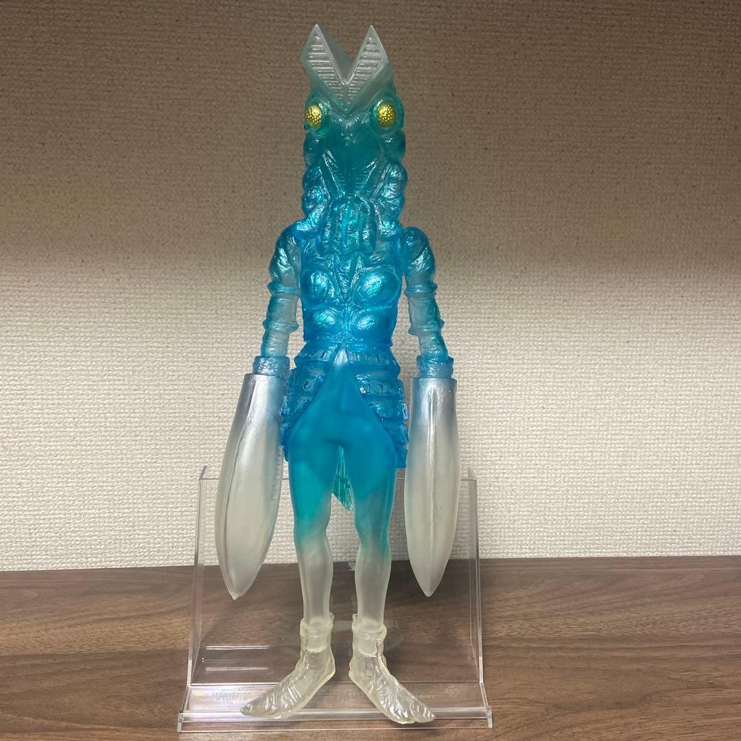 CCP Alien Baltan  Haneda Limited Clear Blue Ver. 960149