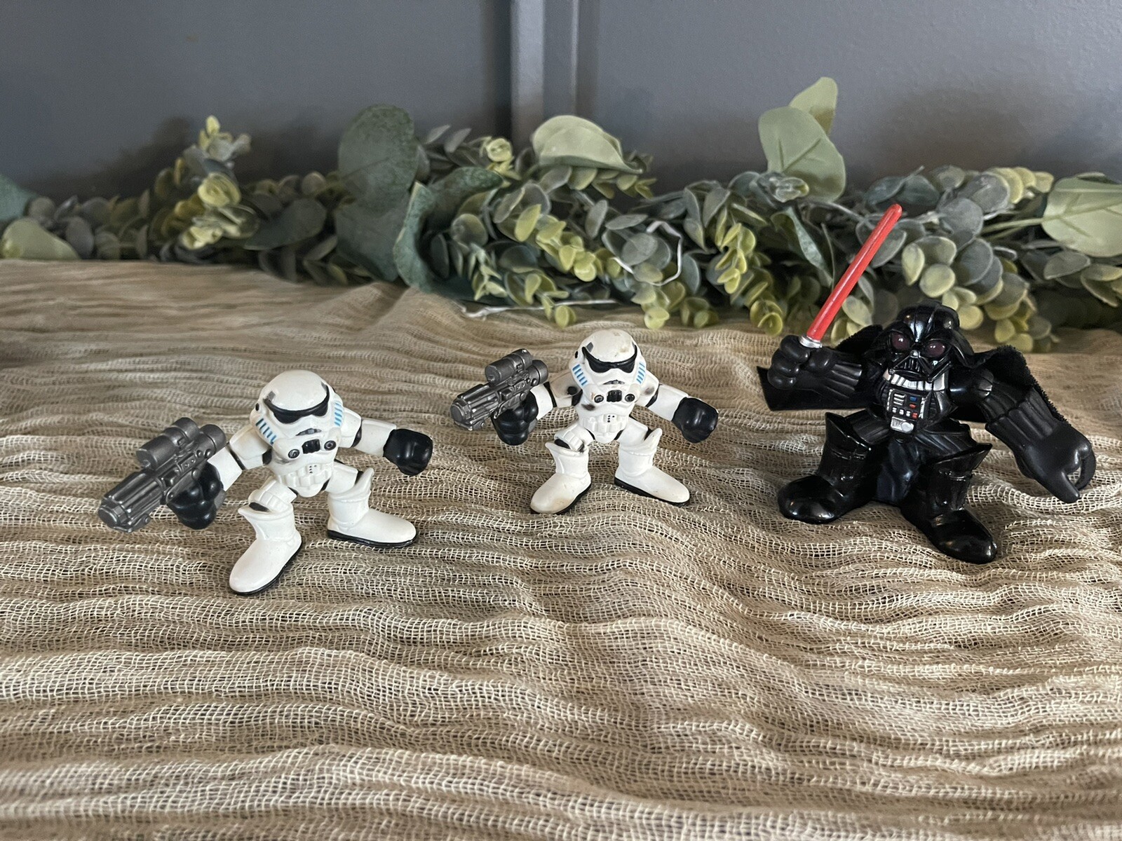 HASBRO STAR WARS EROI GALATTICI 2001 DARTH VADER STRORMTROOPER Lil Hero