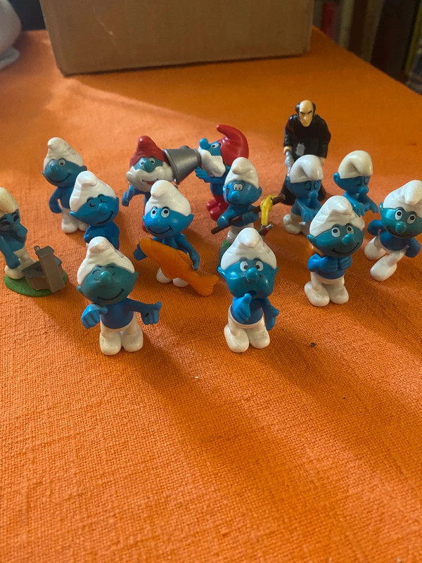 Puffi sorpresine kinder