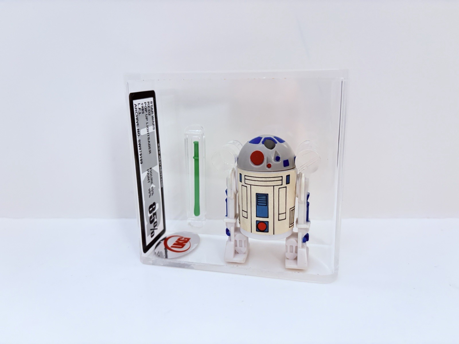 Vintage Star Wars Droids Series R2d2 Pop Up Last 17 Graded 85% Via Ukg 90% Sub