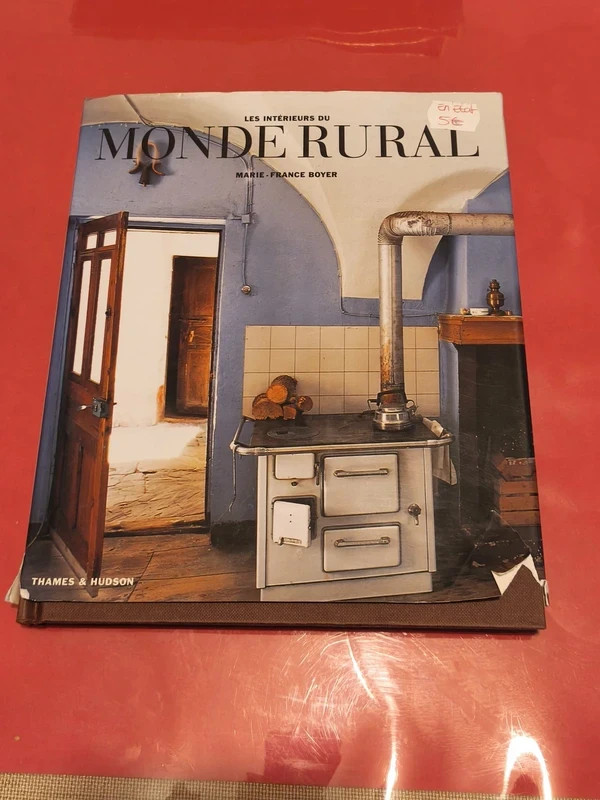 Les Intérieurs du monde rural Relié –comme neuf