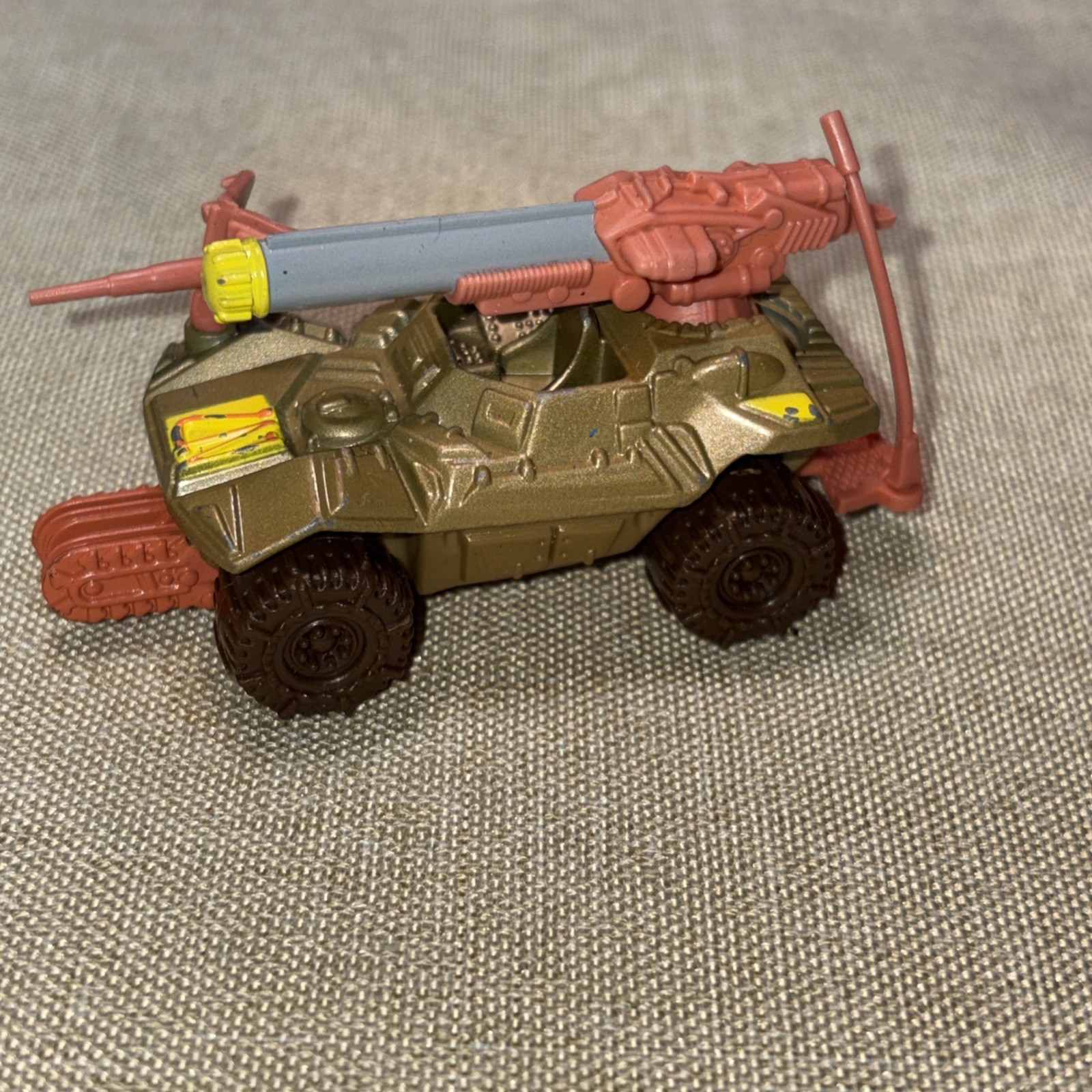 Veicolo giocattolo vintage 1996 Hasbro GI Joe Microverse Tan militare Jeep Canon. B154