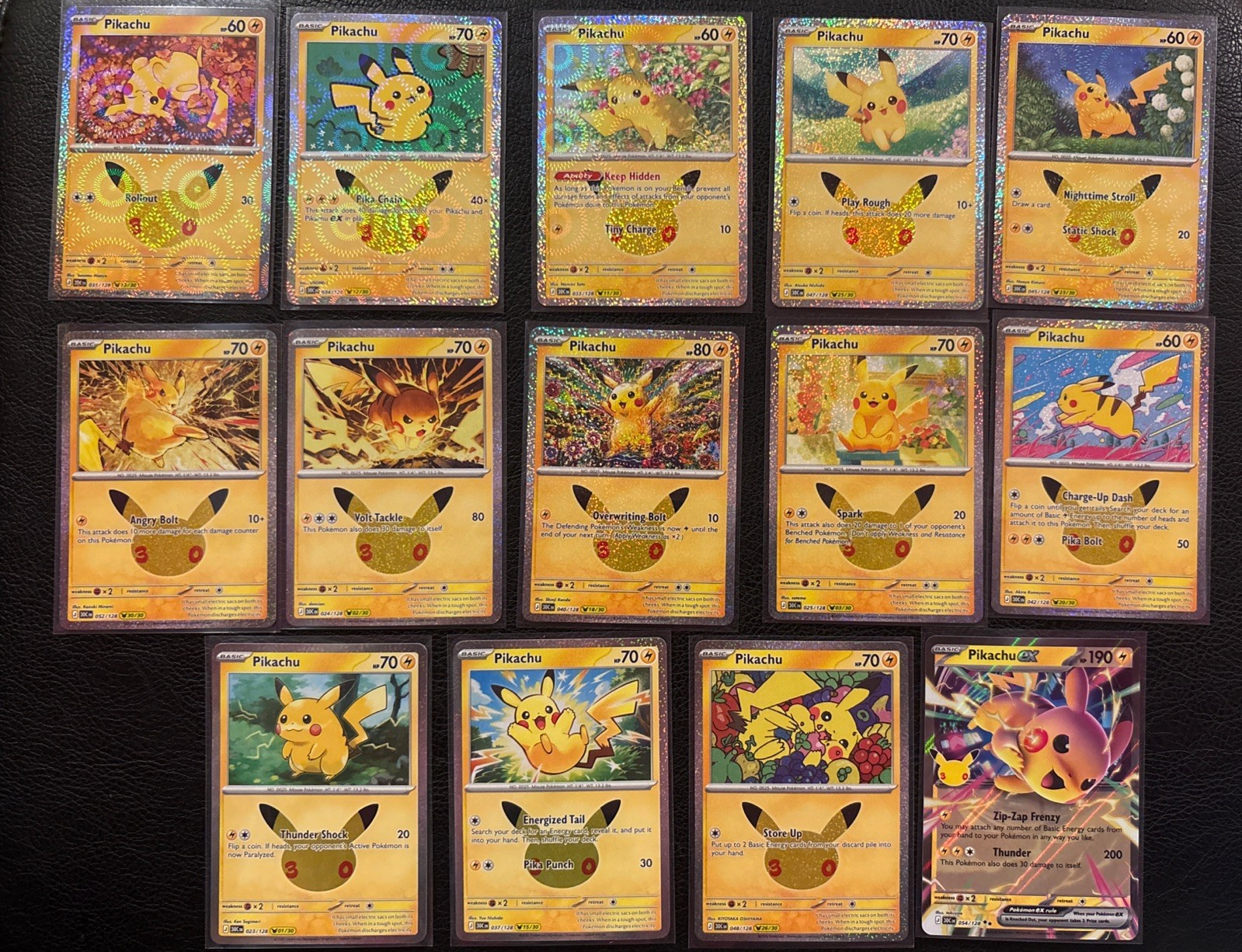 Pokemon 30° Anniversario Pikachu Lotto di 14 Nm