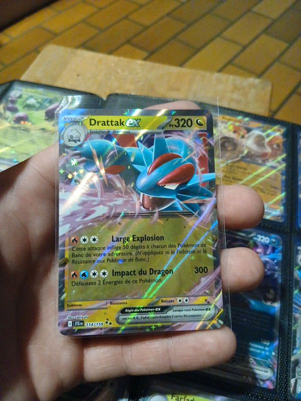 Carte Pokemon Drattak EX